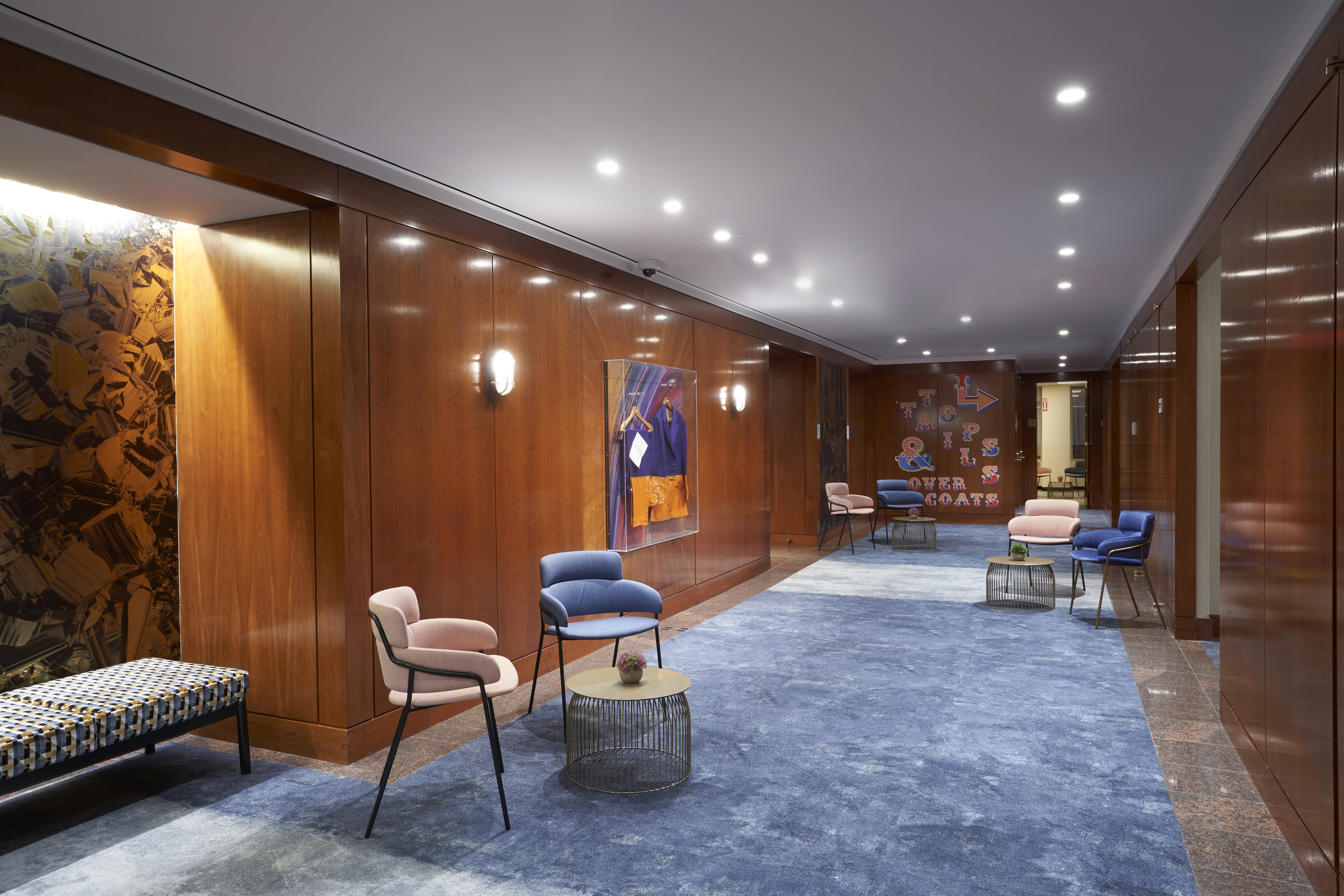 601 Lexington Market Suite Lobby & Artwork.jpeg