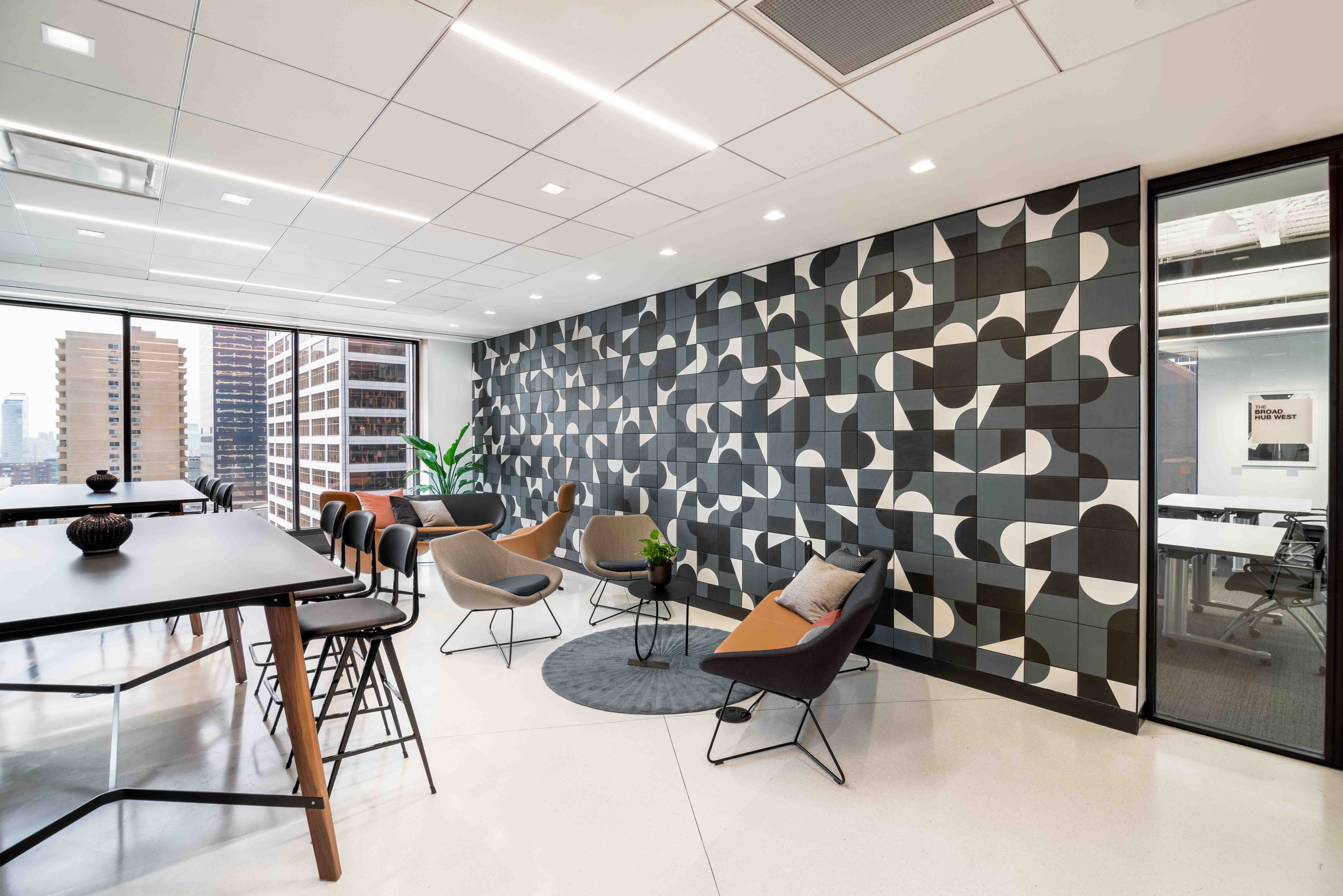 CityView-30SouthSeventeenth-14thFl-LoganSquare-ex.jpg