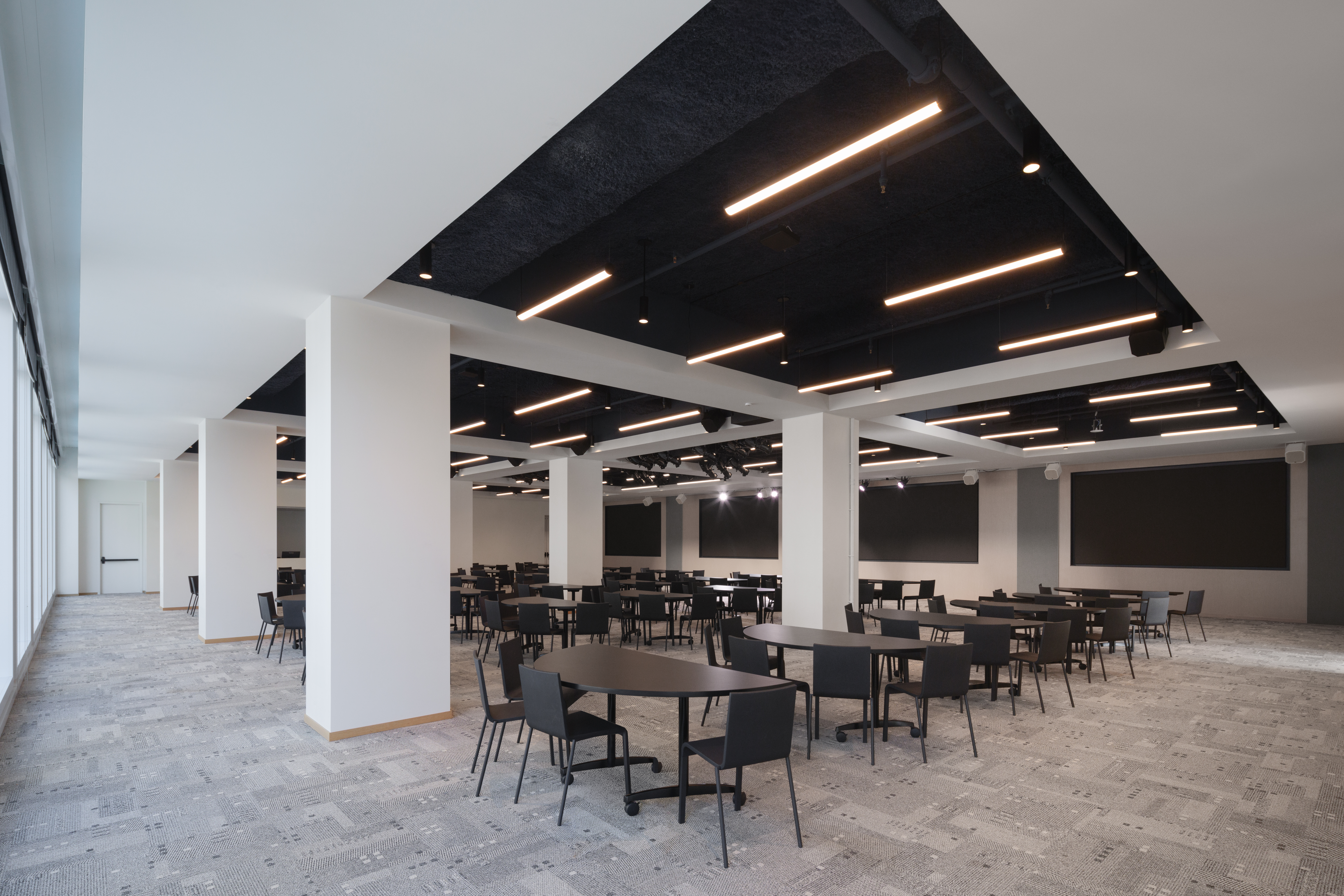 Pacific_Hall